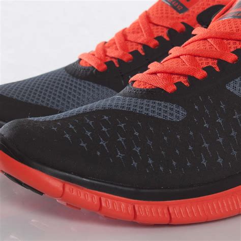 nike free 4.0 v2 laufschuh herren schwarz rot